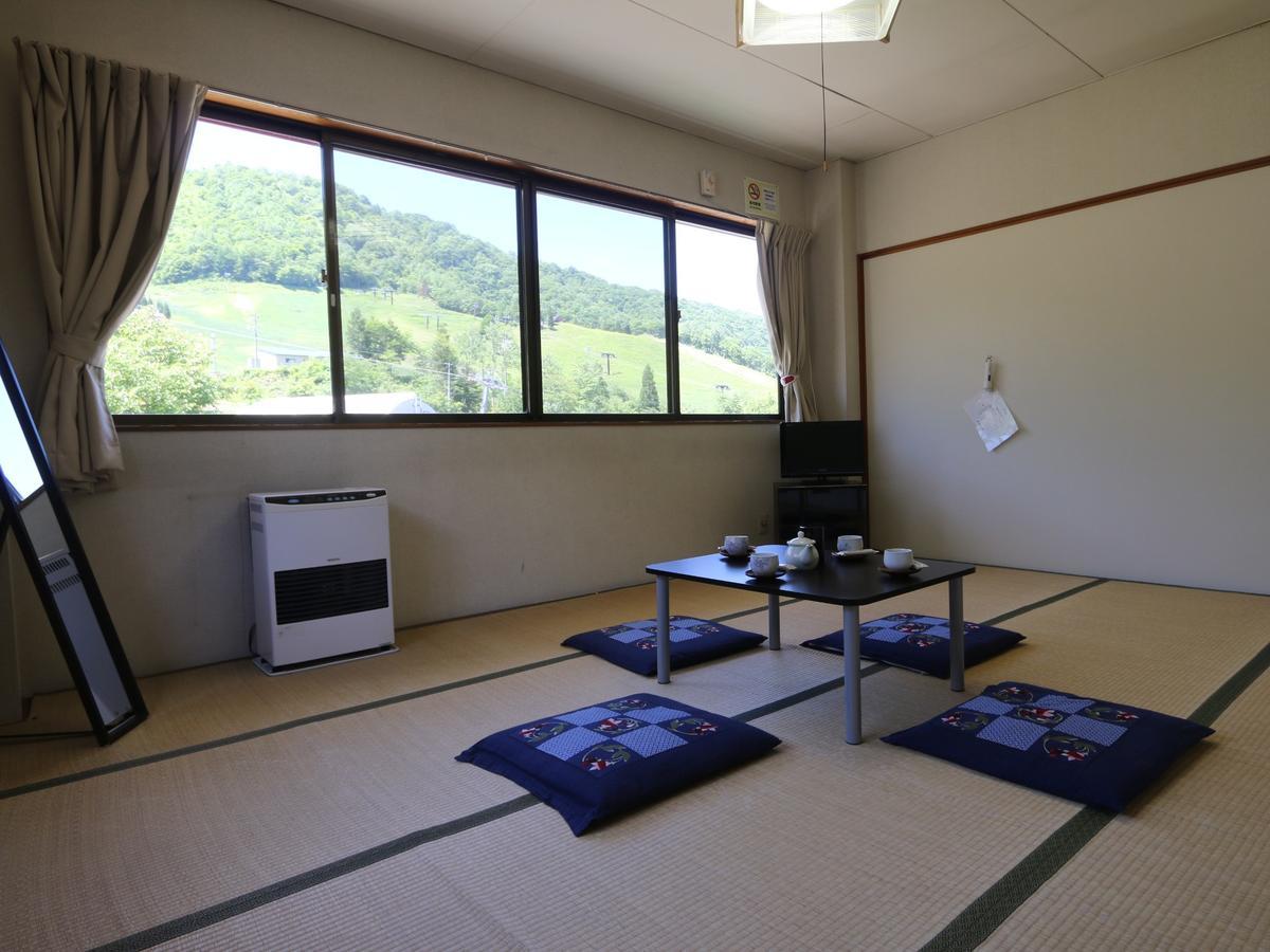 Lodge Kotobuki Takayama  Exterior foto