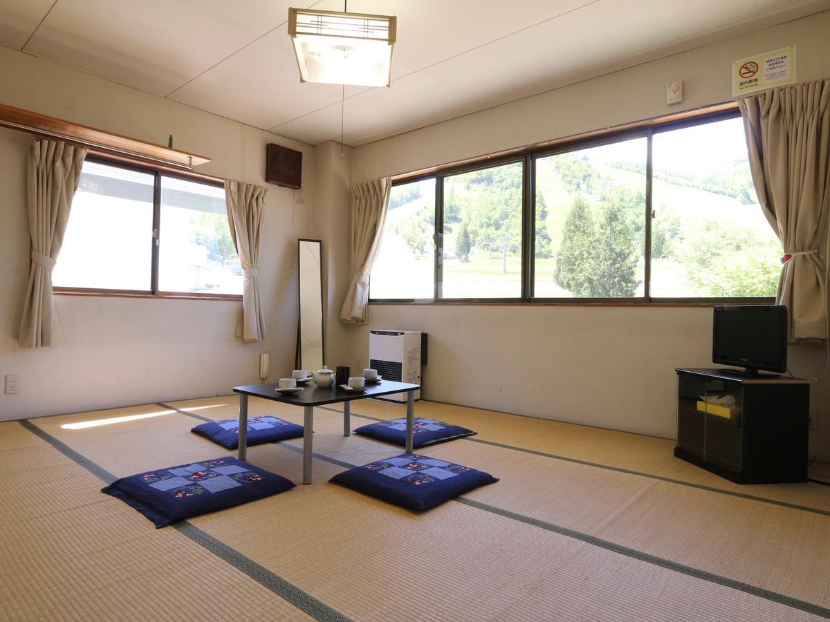 Lodge Kotobuki Takayama  Exterior foto